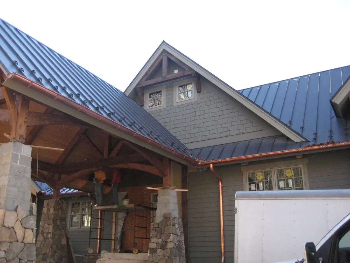 Craftsman Roofing team delivering quality roofing work in Manteno